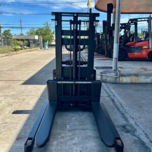 ขาย-เช่า Stacker ไฟฟ้า รถยกสูงไฮโดรลิค นครปฐม ราชบุรี กาญจนบุรี ROCKMAN